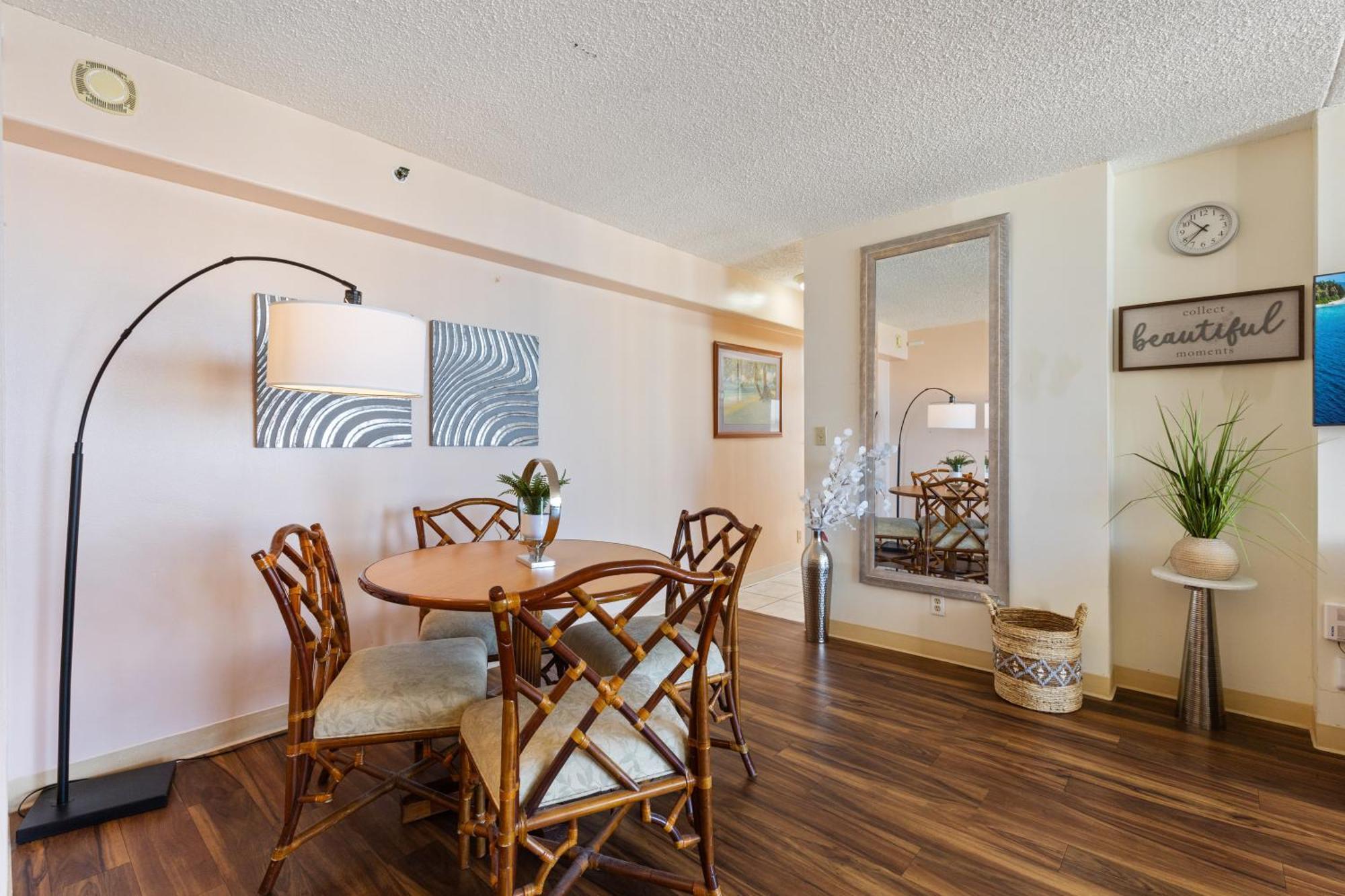 Beautifully Renovated 32Nd Floor Deluxe Ocean View Waikiki Condo Condo 檀香山 外观 照片